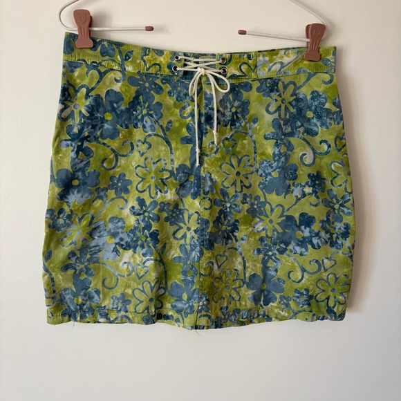 OJAI Floral Green & Blue Mini Skirt Size‎ 8 - Picture 2 of 5